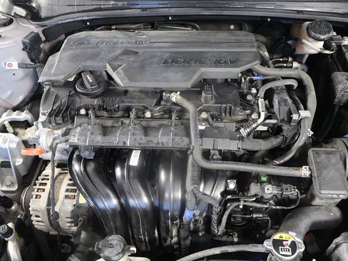 Used 2023 Hyundai Elantra SEL w/ Convenience Package FWD image 19