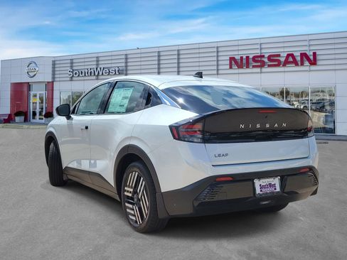 New 2026 Nissan Leaf SV+ FWD image 7