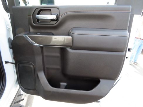 Used 2022 GMC Sierra 2500 AT4 w/ Gooseneck/5TH Wheel Package image 48