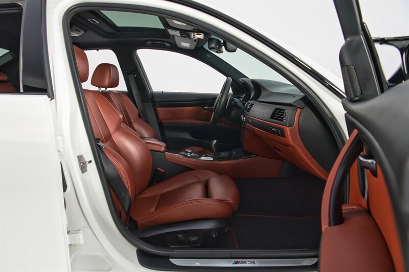 Used 2011 BMW M3 Sedan RWD image 34