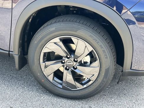 New 2026 Nissan Rogue SV FWD image 9