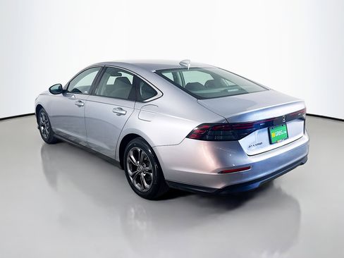 Used 2023 Honda Accord EX image 7