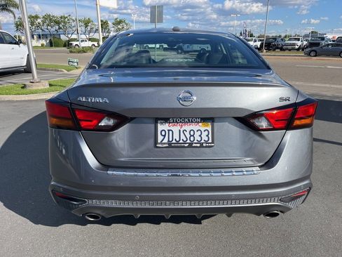 Used 2022 Nissan Altima 2.5 SR image 6