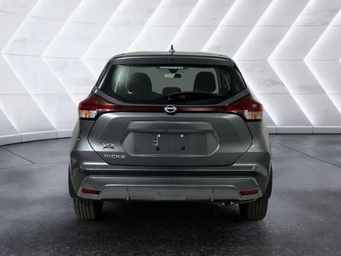 Used 2024 Nissan Kicks S FWD image 5