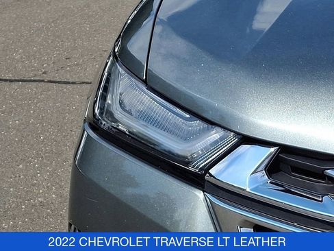 Used 2022 Chevrolet Traverse LT w/ LT Premium Package image 10