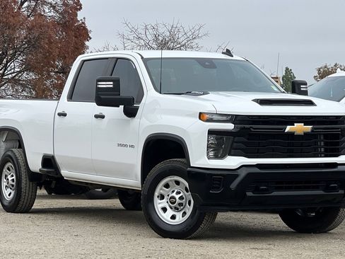 Used 2024 Chevrolet Silverado 3500 W/T w/ WT Convenience Package image 2