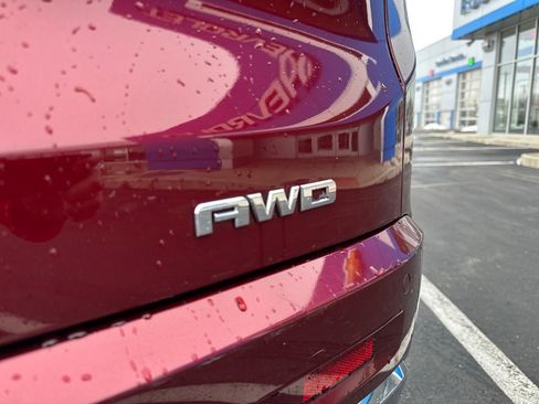 Used 2018 GMC Acadia Denali w/ Technology Package image 25