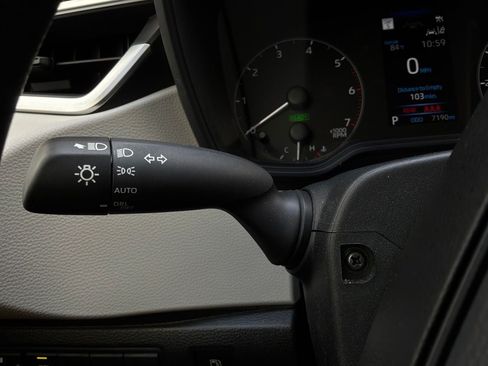 Used 2025 Toyota Corolla LE FWD image 32