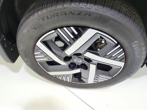 Certified 2025 Nissan Kicks SV FWD image 28