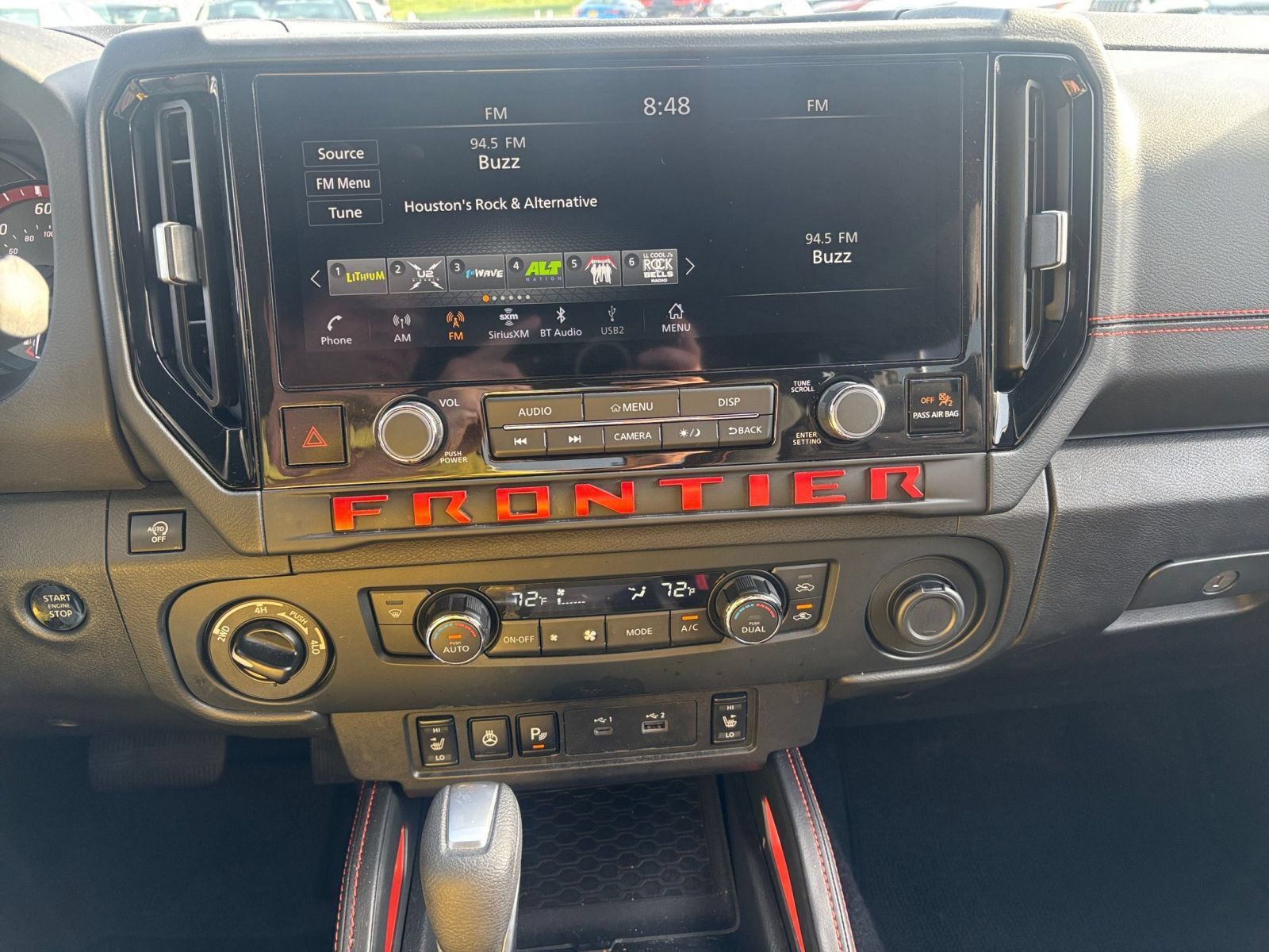 Used 2026 Nissan Frontier PRO-4X AWD/4WD image 16