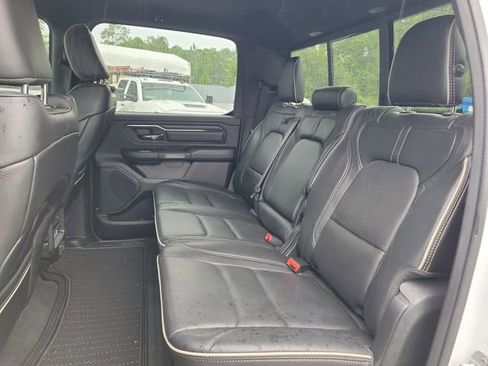 Used 2022 RAM 1500 Limited AWD/4WD image 15