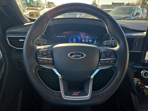 Used 2022 Ford Explorer ST w/ Equipment Group 401A image 19