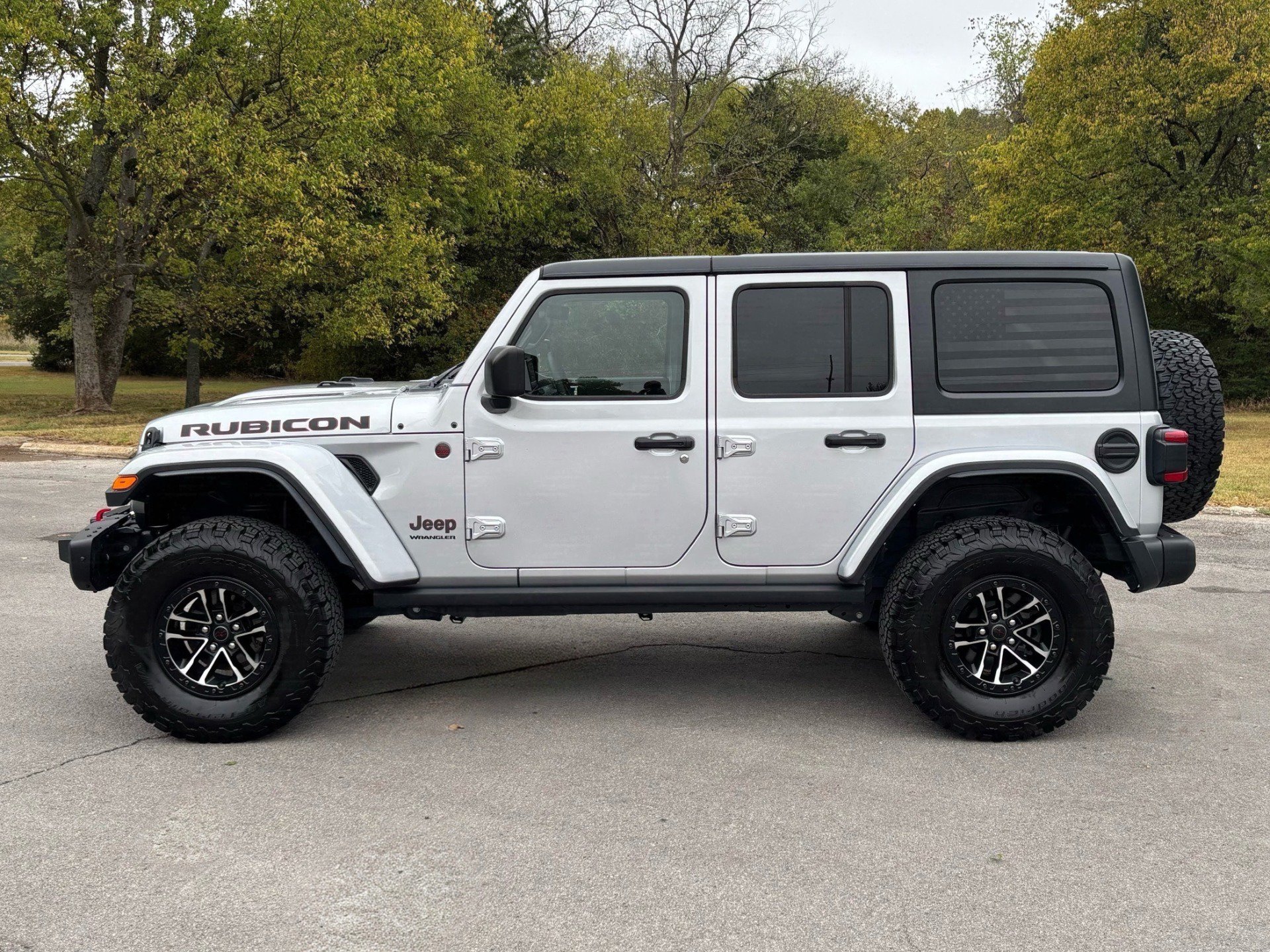 Used 2024 Jeep Wrangler Unlimited Rubicon AWD/4WD image 7
