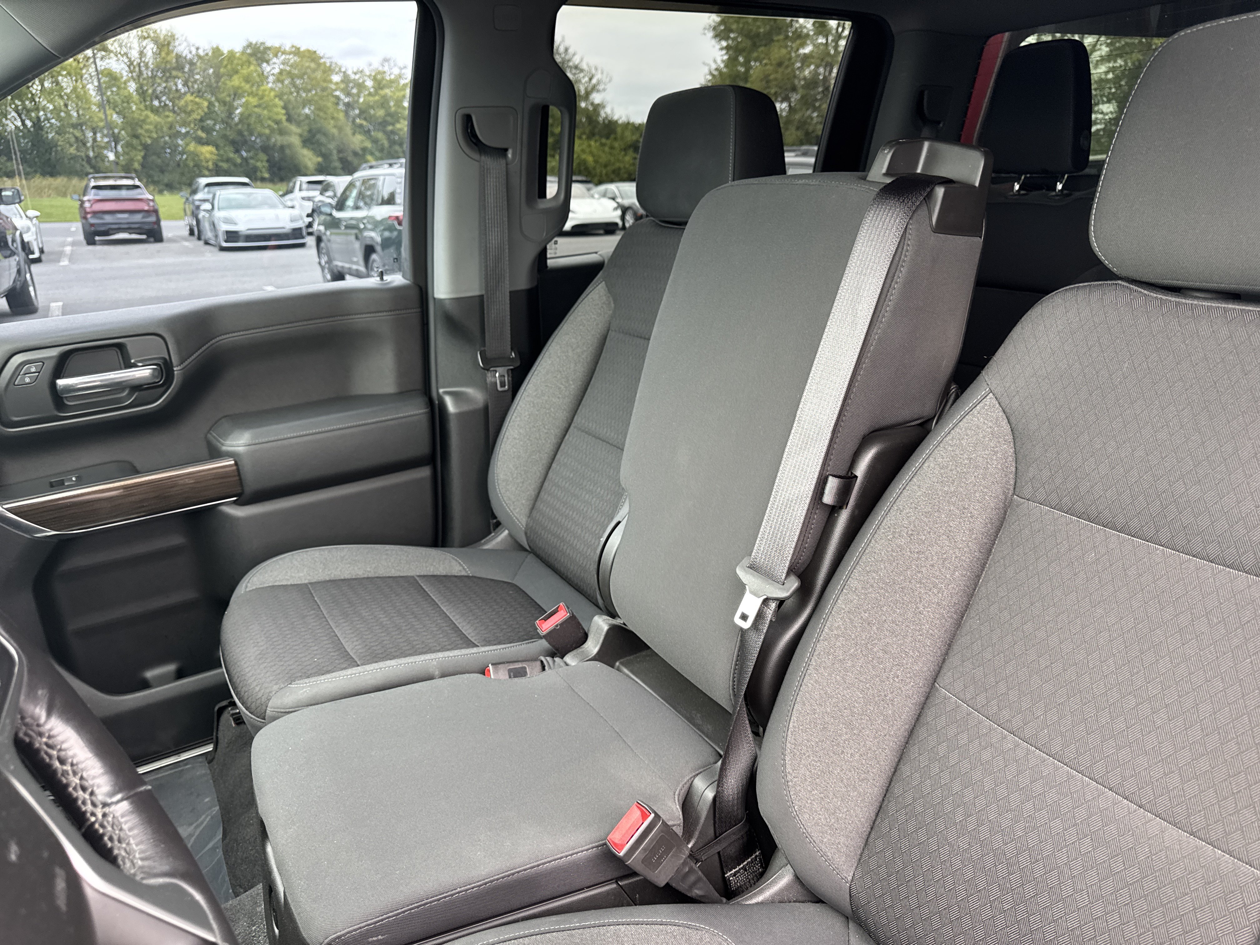 Used 2019 Chevrolet Silverado 1500 RST AWD/4WD image 17