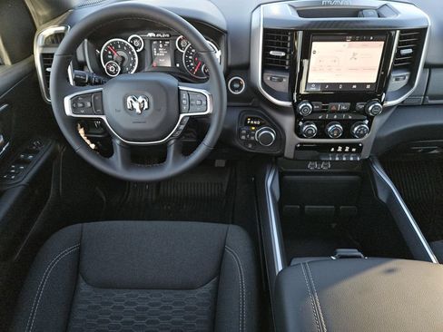 New 2026 RAM 1500 Big Horn AWD/4WD image 13