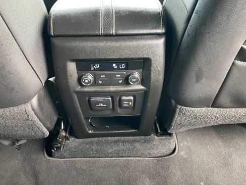 Used 2023 Chevrolet Traverse Premier w/ Redline Edition FWD image 59