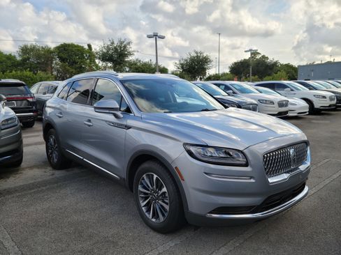 Certified 2023 Lincoln Nautilus AWD w/ Premium Package image 23