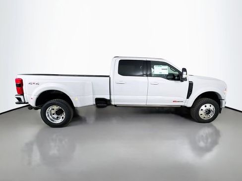 New 2026 Ford F450 Platinum image 8