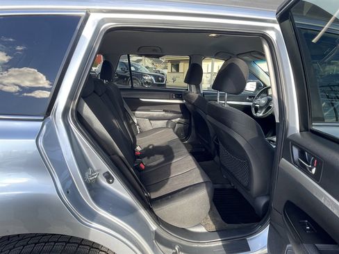 Used 2013 Subaru Outback 2.5i Premium w/ All-Weather Pkg image 16
