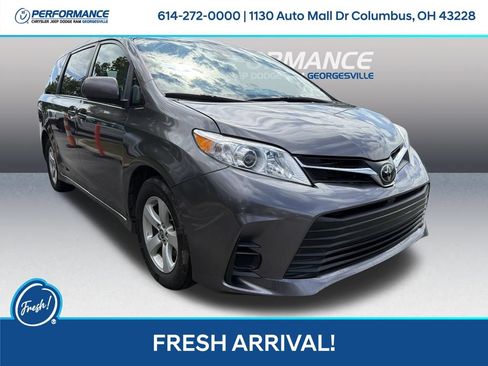 Used 2020 Toyota Sienna LE FWD image 1