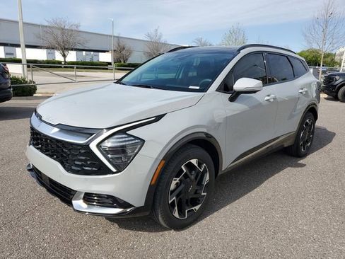 Used 2025 Kia Sportage SX image 2