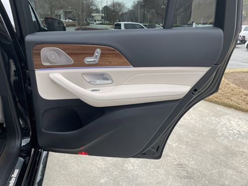 Certified 2025 Mercedes-Benz GLS 450 4MATIC w/ AMG Line Exterior image 45