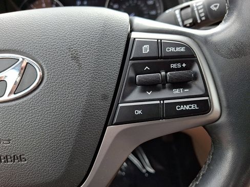 Used 2017 Hyundai Elantra Value Edition image 22