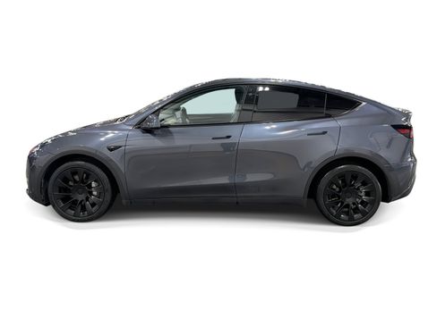 Certified 2023 Tesla Model Y Long Range AWD/4WD image 3