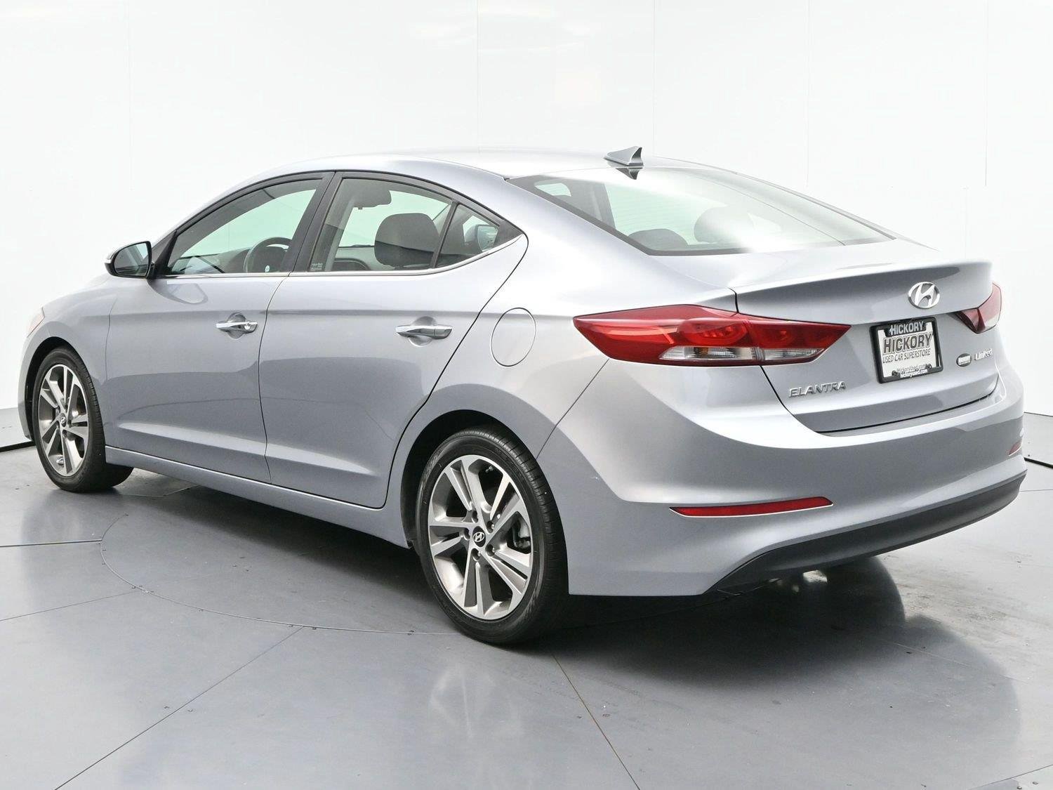 Used 2017 Hyundai Elantra Limited FWD image 5