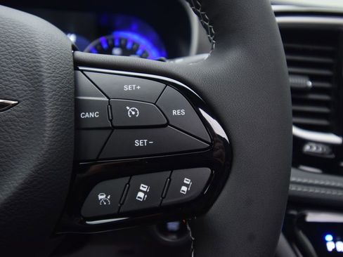 New 2026 Chrysler Pacifica Select w/ S Appearance Package image 37