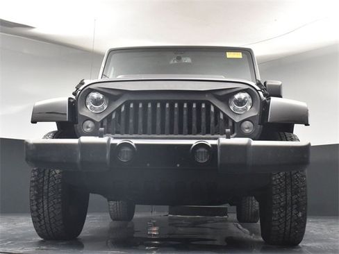 Used 2017 Jeep Wrangler Unlimited Sahara image 29