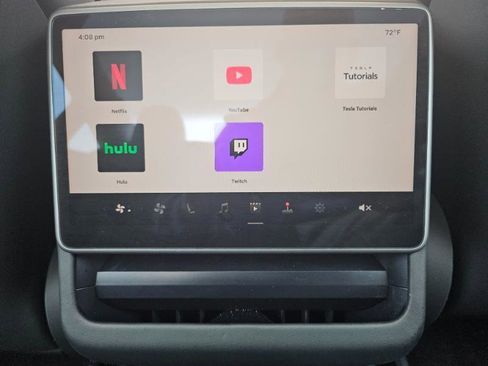 Used 2024 Tesla Model 3 Standard Range RWD image 66
