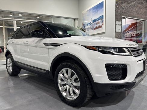 Used 2018 Land Rover Range Rover Evoque SE AWD/4WD image 23