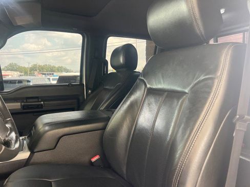 Used 2013 Ford F250 Lariat w/ Lariat Ultimate Pkg image 23