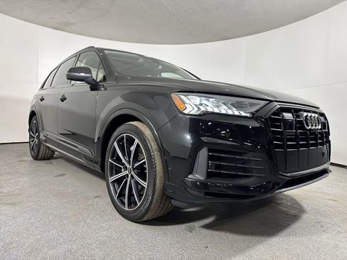 Used 2023 Audi Q7 3.0T Prestige w/ Prestige Package image 33