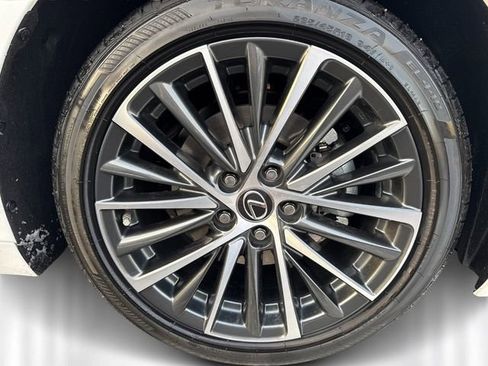 New 2025 Lexus ES 350 w/ Premium Package image 12