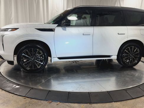 New 2026 INFINITI QX80 Autograph image 5