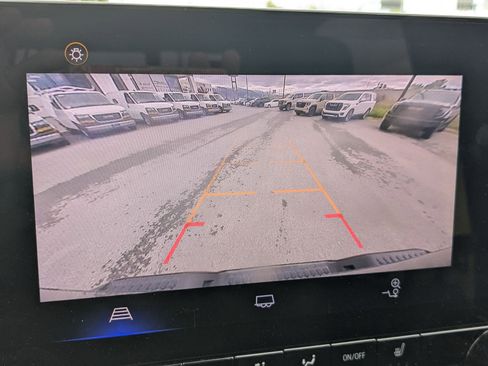 Certified 2024 Chevrolet Colorado ZR2 image 21