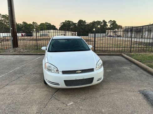 Used 2014 Chevrolet Impala LT FWD image 1
