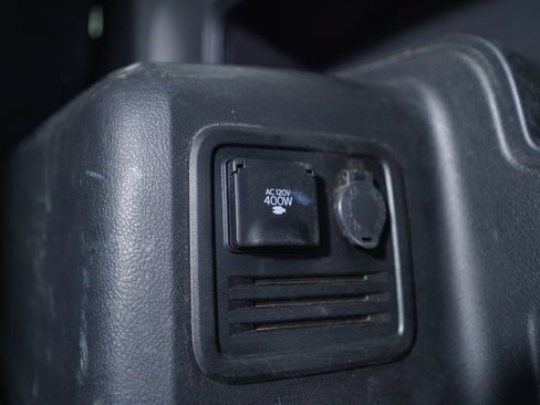 Used 2020 Toyota 4Runner Venture w/ Moonroof Package AWD/4WD image 40