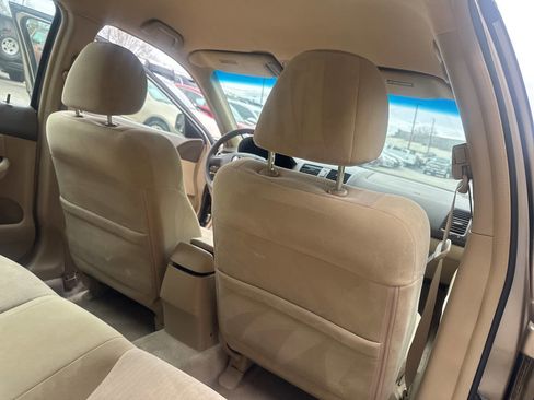 Used 2004 Honda Accord LX image 13