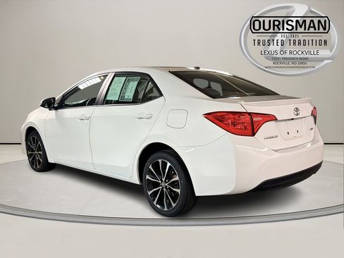 Used 2019 Toyota Corolla XSE image 6