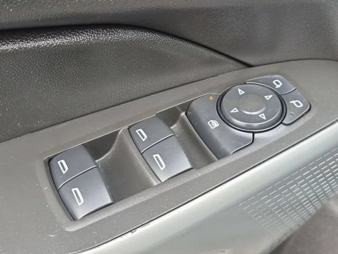 Used 2025 Chevrolet Trax LS FWD image 13
