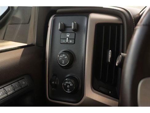 Used 2015 GMC Sierra 1500 Denali AWD/4WD image 29