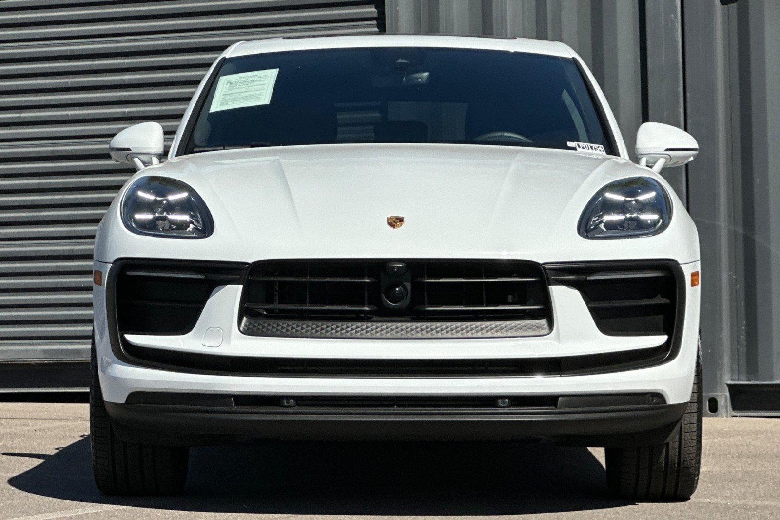 Used 2026 Porsche Macan AWD/4WD image 11