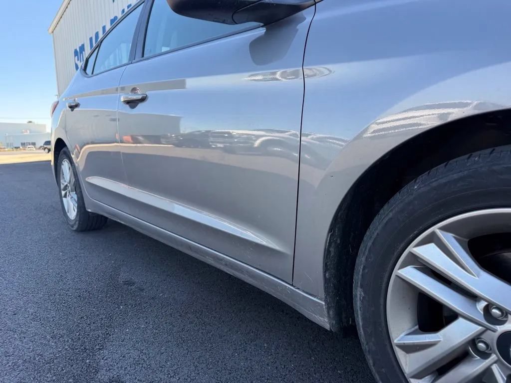 Used 2020 Hyundai Elantra SEL FWD image 11