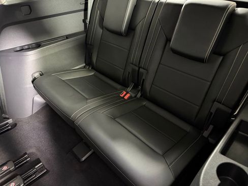 Used 2022 Volkswagen Atlas SE image 26