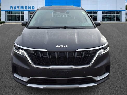 Certified 2024 Kia Carnival EX image 8