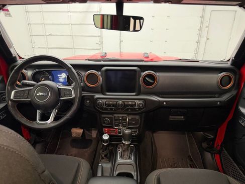 Used 2021 Jeep Gladiator Mojave AWD/4WD image 13
