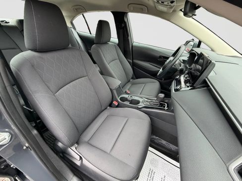 Used 2023 Toyota Corolla LE image 17